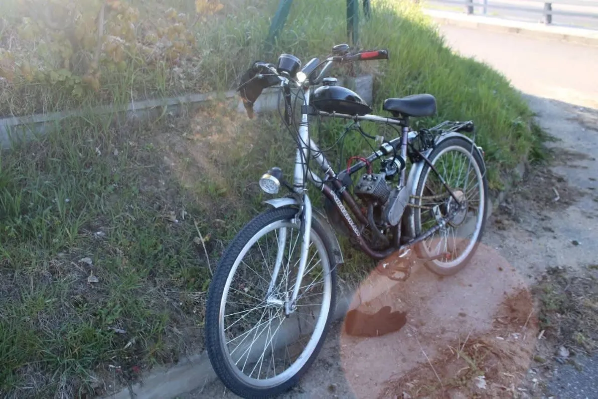 16-latek z Tarnowa zaskoczył policjantów. Jego rower okazał się "nietypowy"