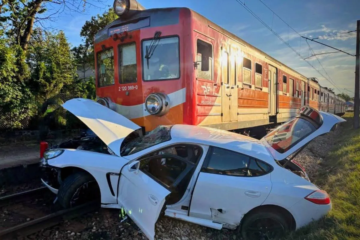 Zderzenie auta z pociągiem