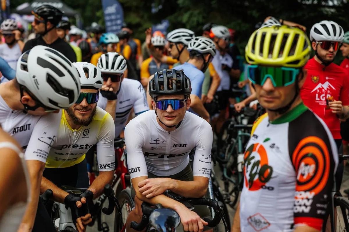 Małopolska szykuje się na wielkie święto kolarstwa! Wyścig J-labs Gołcza Race 2026 nadjeżdża z niemal 750-osobowym peletonem