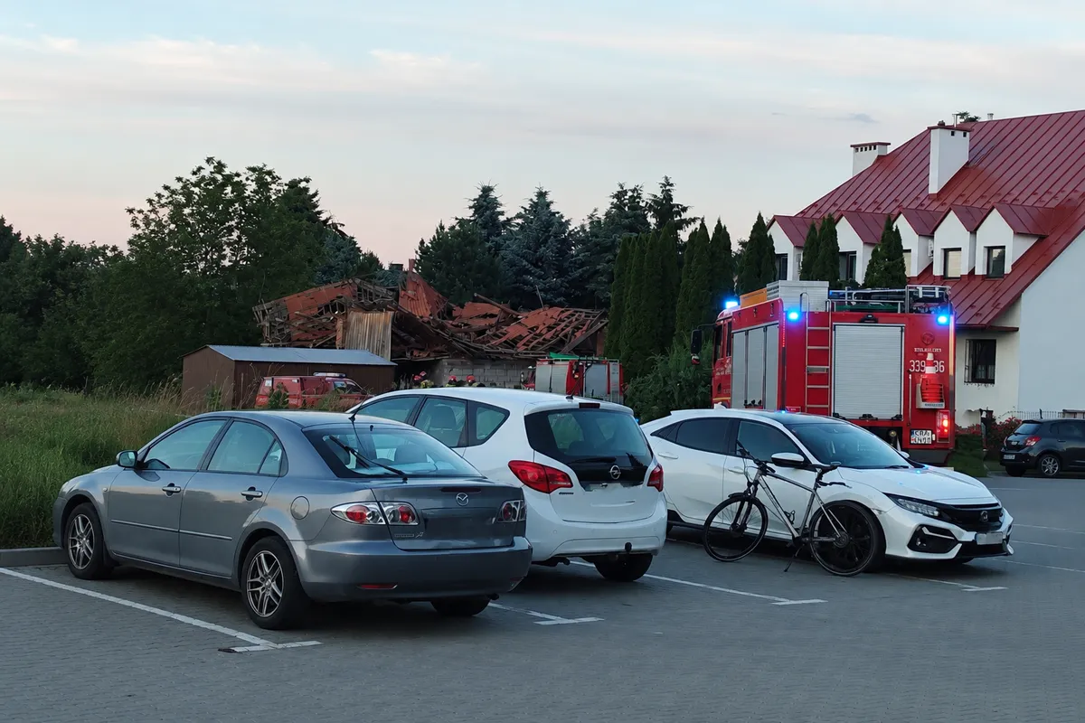 Nagła akcja służb pod Krakowem. Budynek runął na terenie plebanii