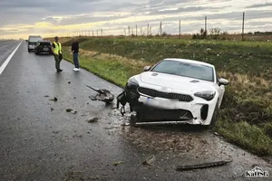 Wypadek na A4 i zaskakujące odkrycie. Kierowca miał przy sobie pistolet