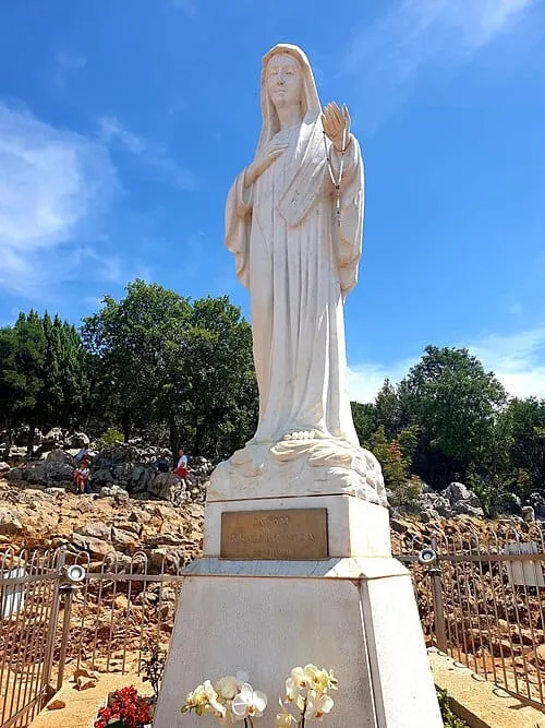 Figura Maryi w Mediugoriu
