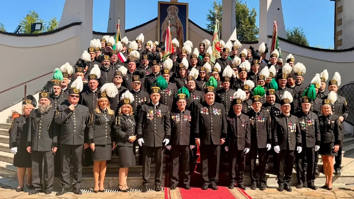 Górnicy na obchodach Dnia Św. Kingii w Starym Sączu 