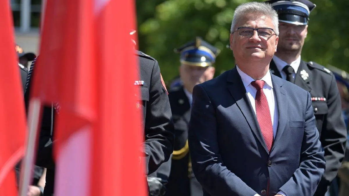 Wiesław Krajewski na obchodach Wojewódzkiego Dnia Strażaka w Dąbrowie Tarnowskiej