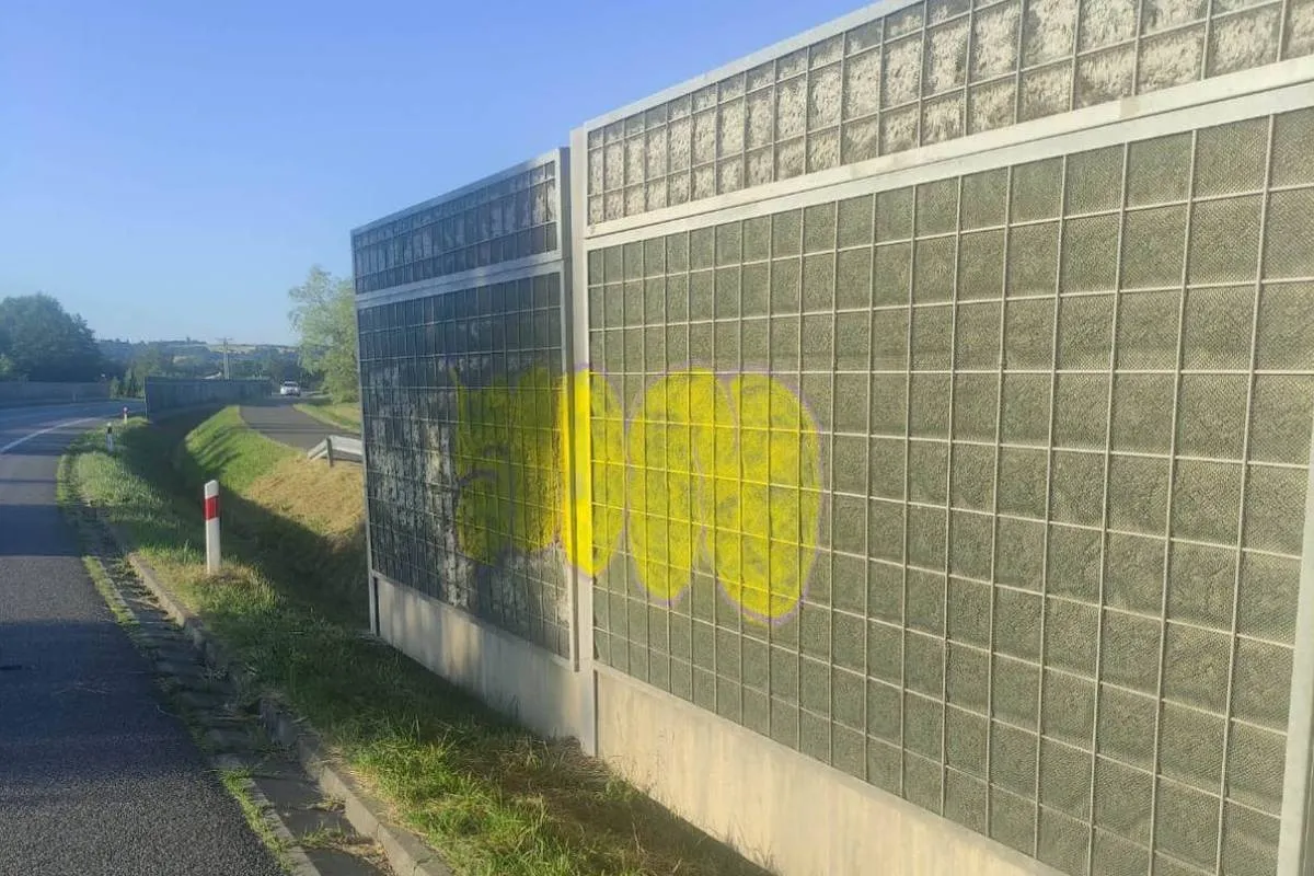 Zniszczony ekran