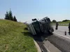 Cysterna na boku, uszkodzone trzy samochody. Trudna akcja na A4