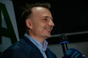Pierwsi kandydaci zebrali podpisy. "Dzisiaj składamy je do komisji wyborczej"