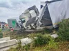 [Aktualizacja] Zderzenie ciężarówki z dostawczakiem pod Wieliczką. Droga całkowicie zablokowana