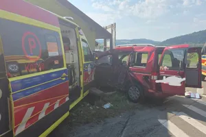 Wypadek z udziałem karetki. Utrudnienia pod Czchowem