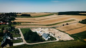 Wmurowanie kamienia węgielnego pod inwestycję KZN SIM Ziemia Krakowska w Wielmoży