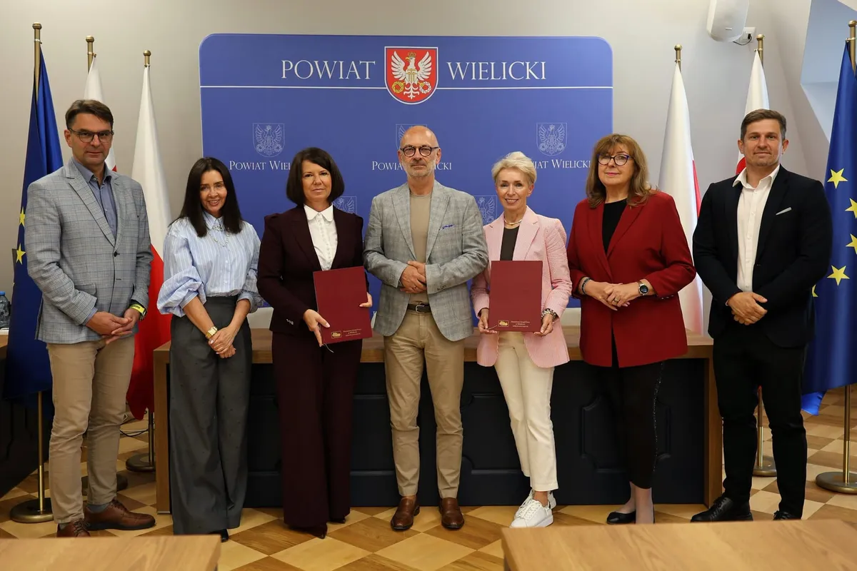 Podpisanie umowy z Fundacją Leonardo