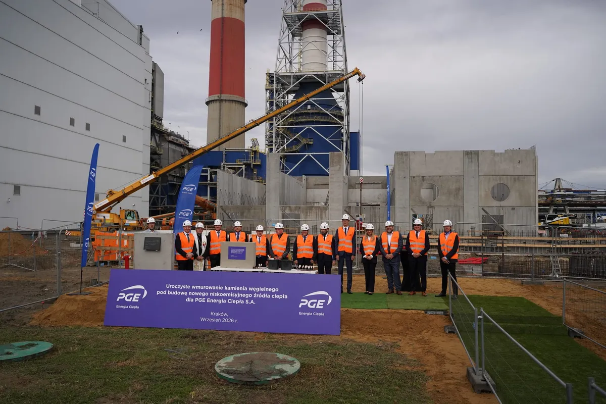 Na terenie elektrociepłowni w Łęgu wmurowano kamień węgielny