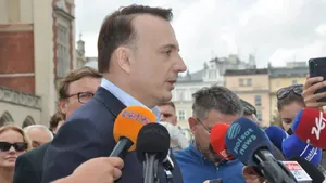 Z pytaniami dziennikarzy czy bez? Kandydaci spierają się o formę debaty