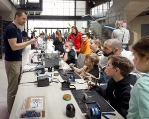 Takich targów jeszcze nie było w Nowym Sączu. Roboty, VR i druk 3D na wyciągnięcie ręki
