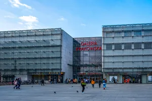 Pożar, ewakuacja i kilka dni paraliżu. Od dziś galeria znów otwarta