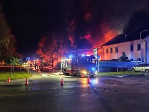 Duży pożar w Olkuszu, trwa walka z żywiołem