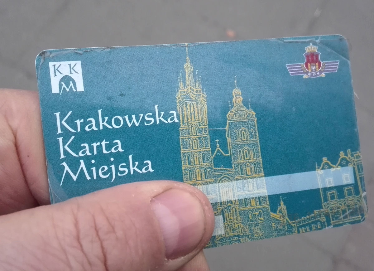 KKM: Był nieautoryzowany dostęp, ale czy był wyciek? Ideo wyjaśnia