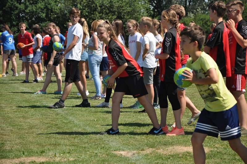 Rzezawa. II. Olimpiada Sportowa dla dzieci i młodzieży za nami