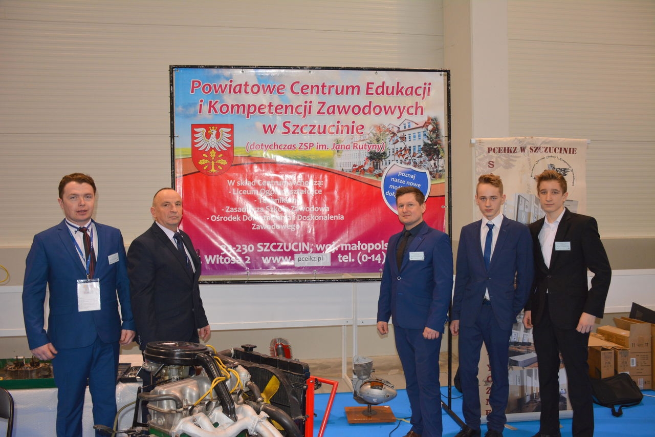 Technicy mechanicy i teleinformatycy ze Szczucina na Festiwalu Zawodów