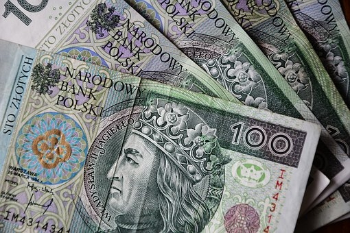 Finansowanie działalności państwa i redystrybucja dochodów - dwa powody nakładania podatków