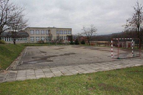 Termomodernizacja budynku i modernizacja boiska ZSP w Wolbromiu