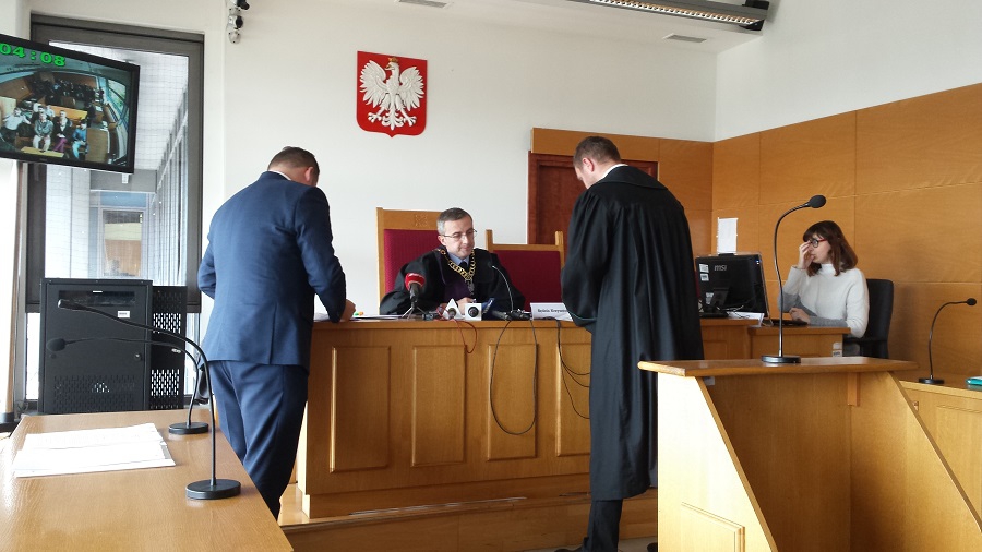 Wygrana Majchrowskiego. Gibała musi zamieścić sprostowanie