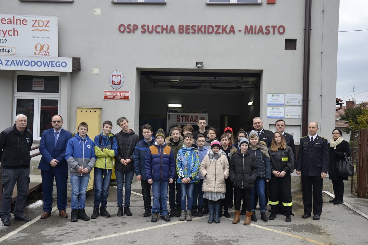 Sucha Beskidzka: Młodzież zapobiega pożarom