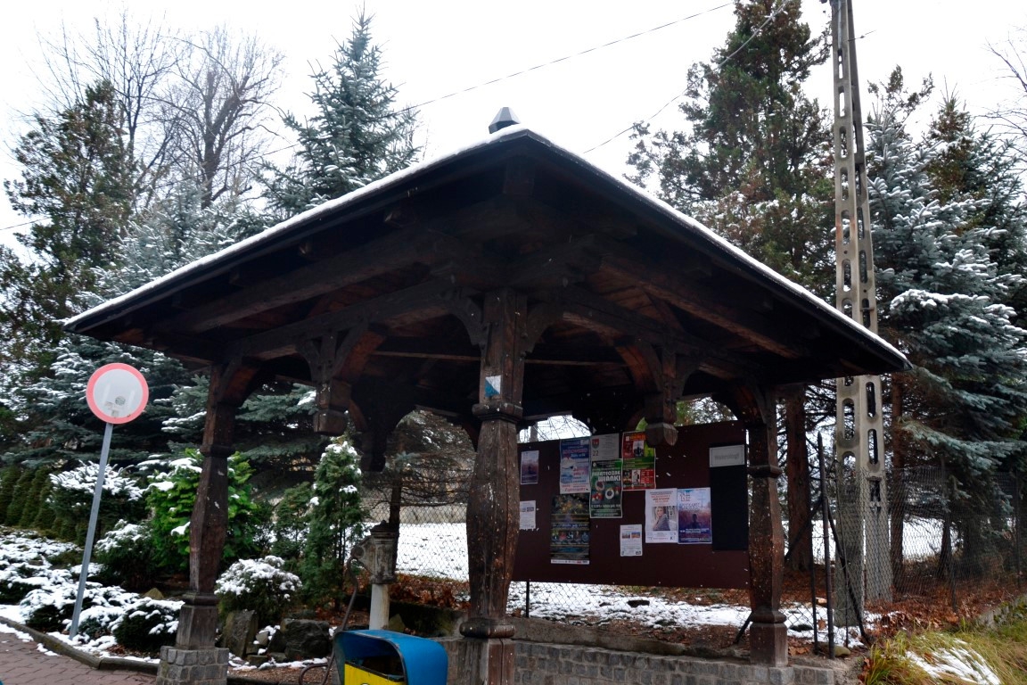 Sucha Beskidzka: Studnia odzyskała blask