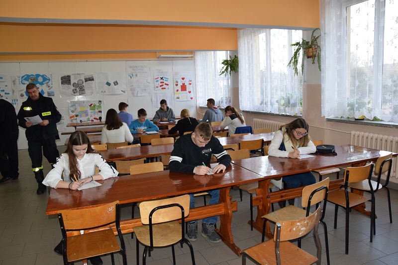 Młodzież zapobiega pożarom - trwa konkurs