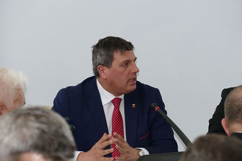 Walka ze smogiem – konferencja w Senacie