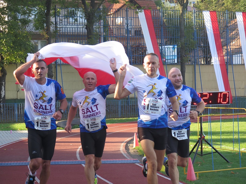 „100 km dla Niepodległej” - pobiegli w Bochni