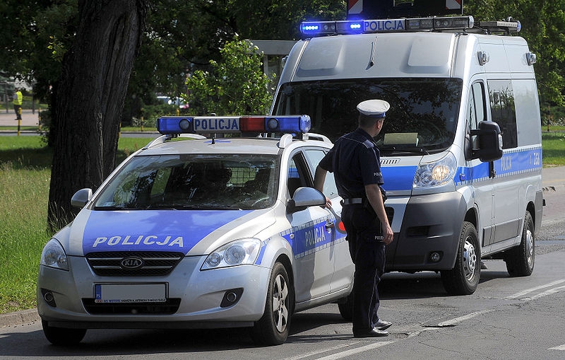 Krakowska policja wstydzi się swych radiowozów?