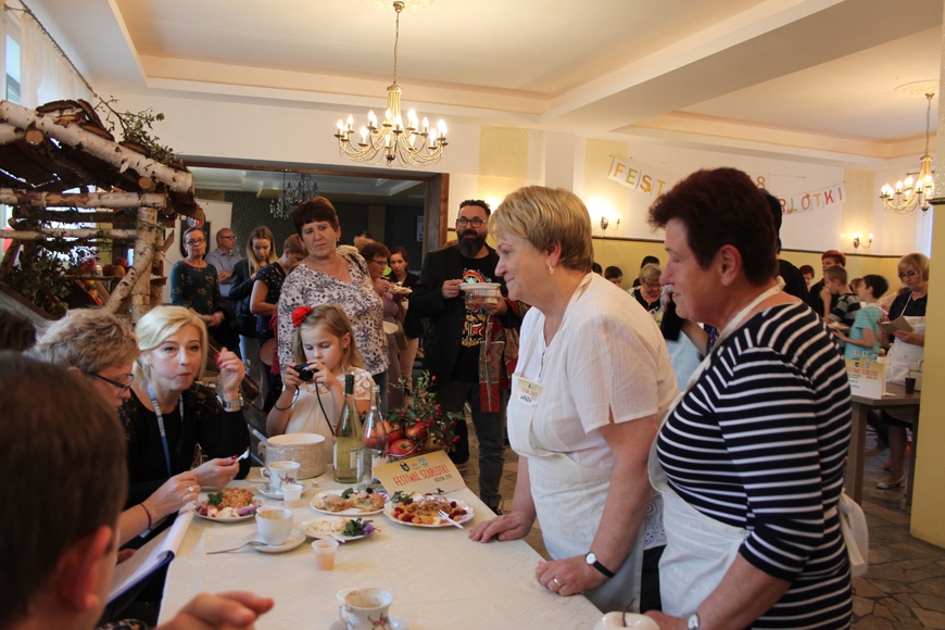 Gm. Dębica: Festiwal Szarlotki