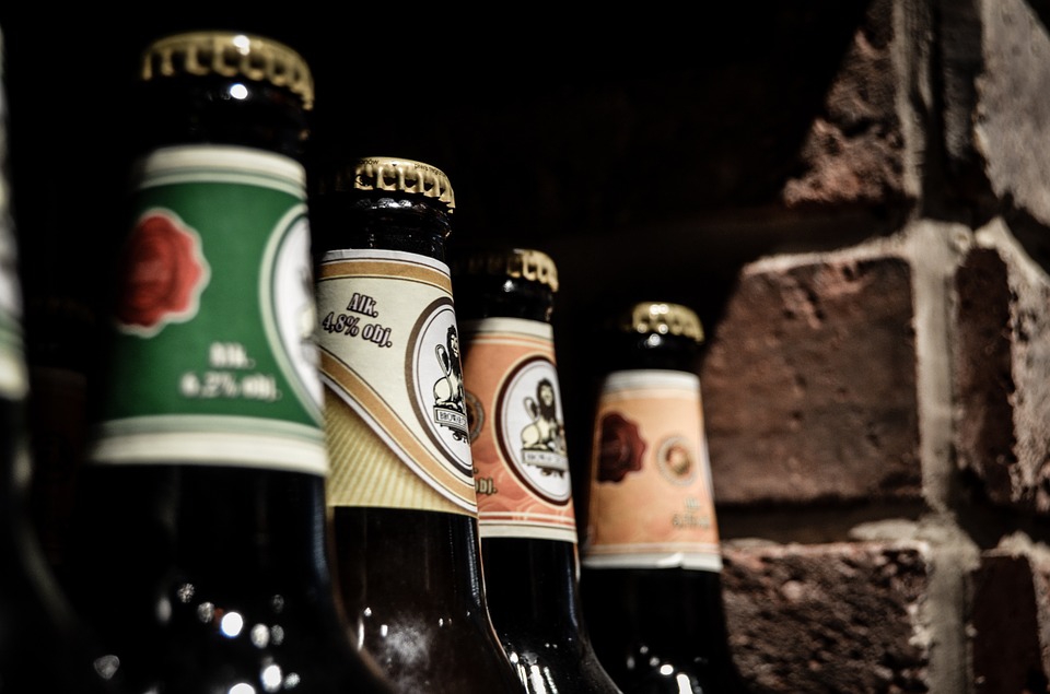 Które dzielnice za wprowadzeniem zakazu sprzedaży alkoholu po 22?