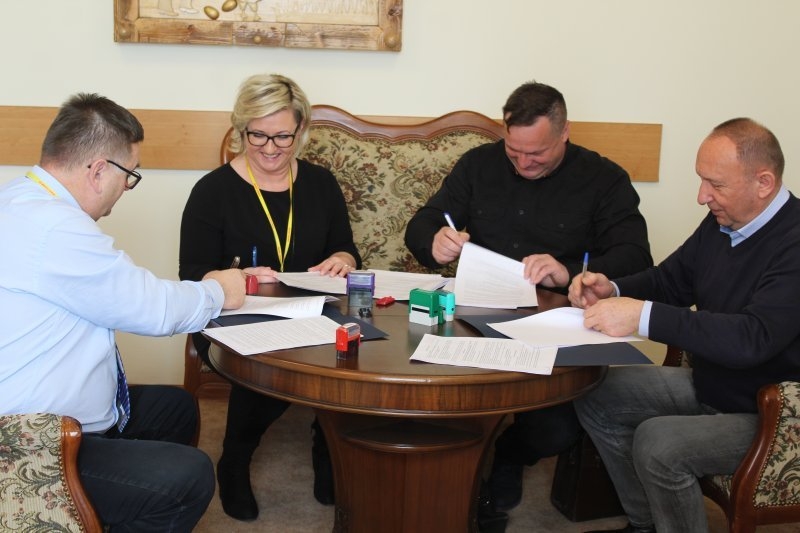 Nowe boiska - Stryszowa, Winiary, Jaroszówka