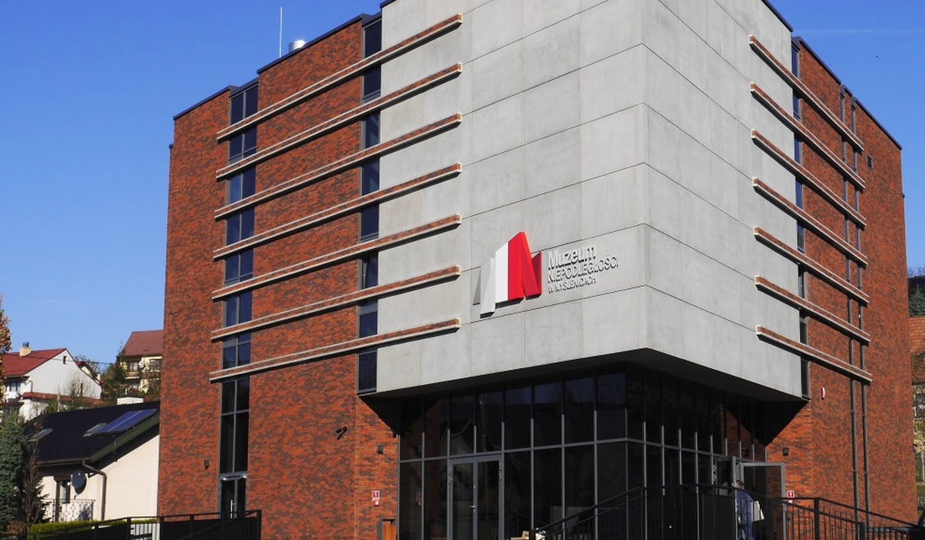 Dyrektor Muzeum Niepodległości w Myślenicach odwołany! Jest petycja do burmistrza