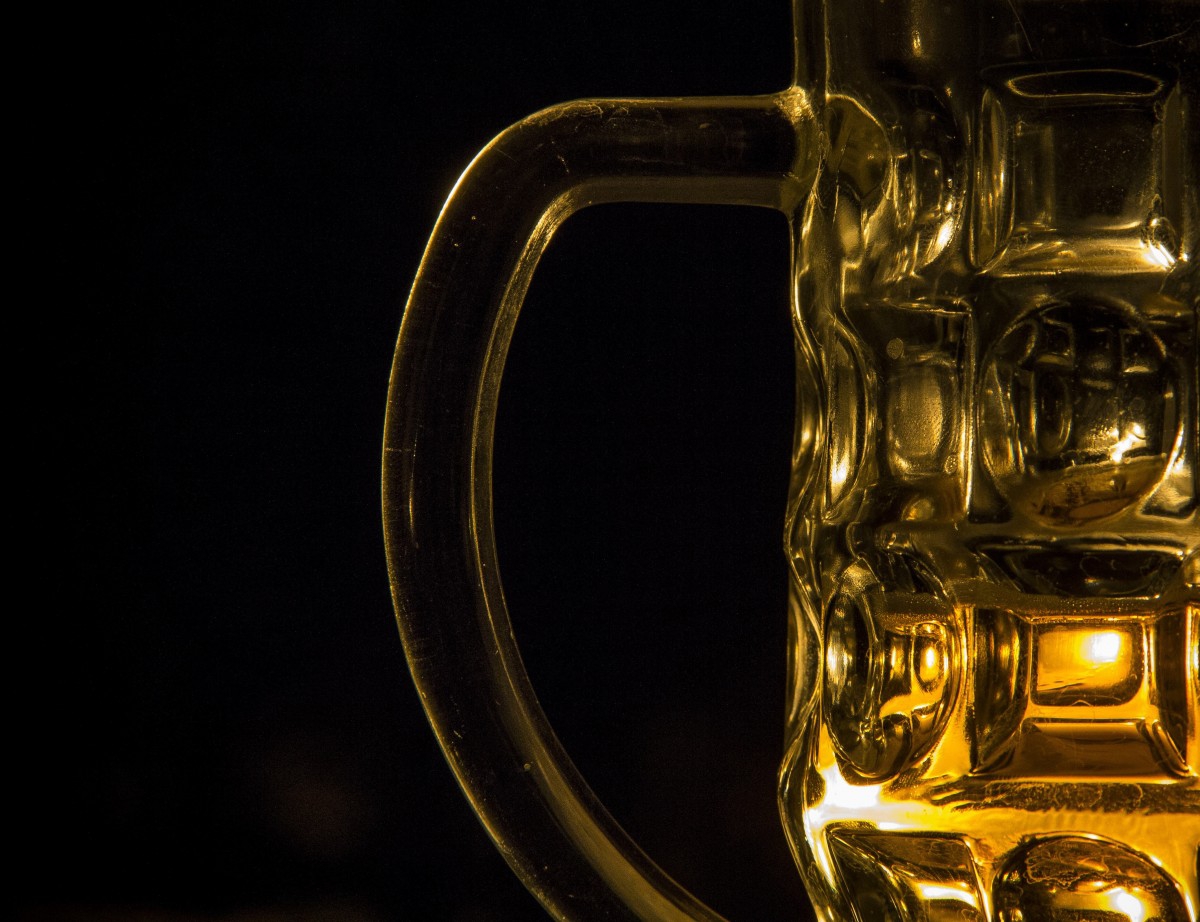 Tarnów: Komisja Rodziny i Spraw Społecznych pozytywnie o ograniczeniu sprzedaży alkoholu