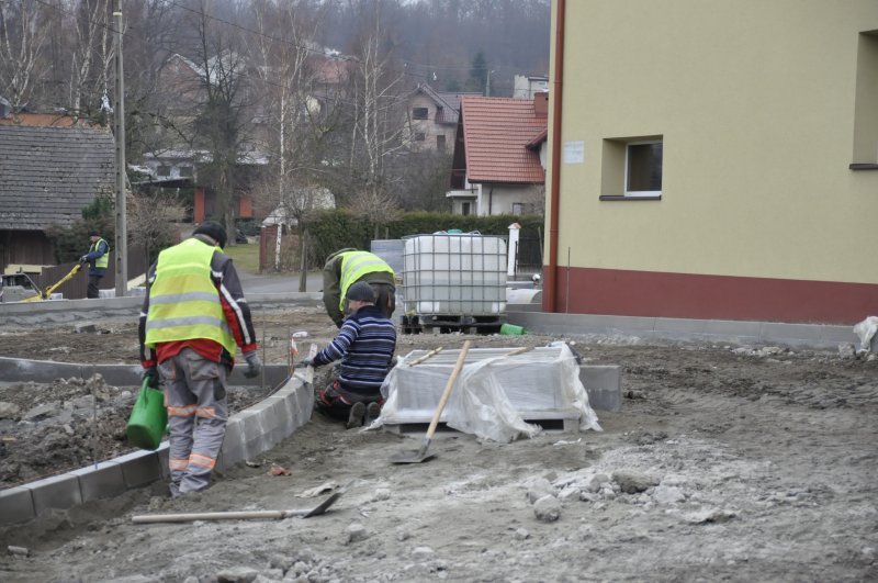 W Biskupicach i Trąbkach powstają parkingi Park&Ride