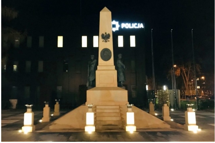 Odsłonięcie Pomnika Wolności i III Czechowickie Śpiewanie z Czwórką