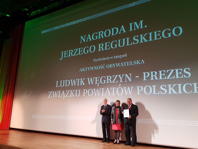 Bochnia. Prezes Zarządu ZPP uhonorowany nagrodą im. Jerzego Regulskiego