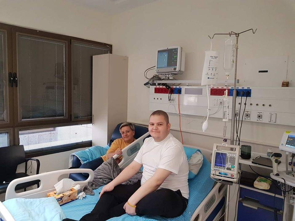 Mszana Dolna: O ten cud modlili się wszyscy! Terapia zadziałała. Kondar Nawara wraca do Polski
