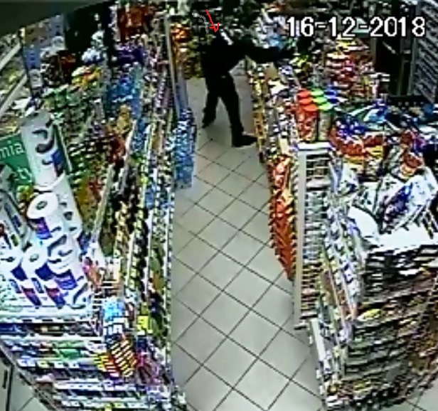 Oświęcim: ukradł skarbonkę z datkami na leczenie chorego dziecka. Szuka go policja