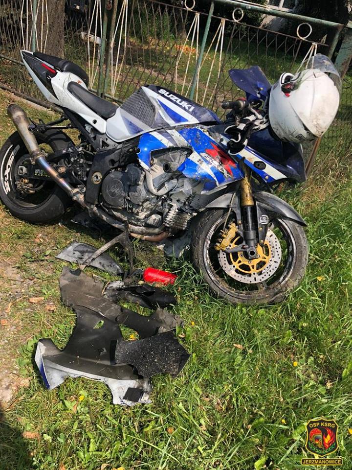 Poważny wypadek w Jerzmanowicach. Ranny motocyklista