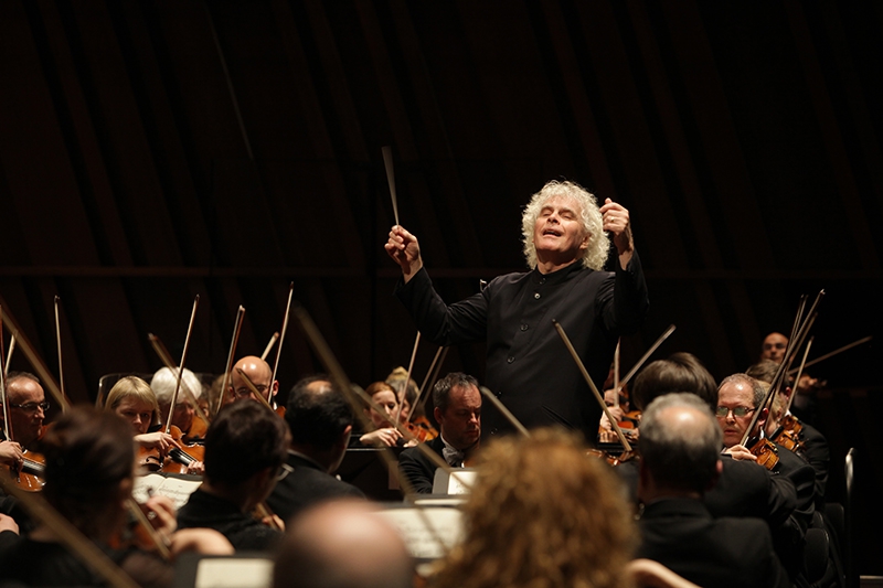 Bartók i Bruckner pod batutą Simona Rattle'a w Krakowie