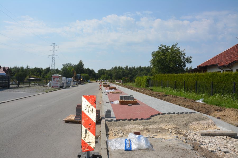 Brzesko: budowa nowych gminnych dróg