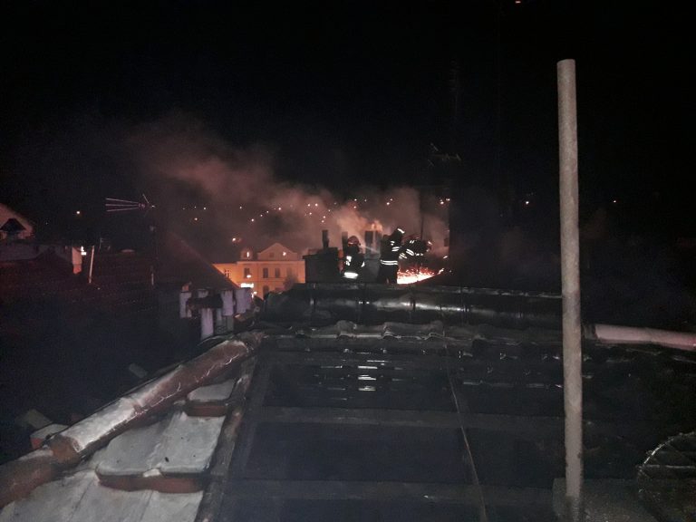 Bochnia. Pożar zabytkowej kamienicy