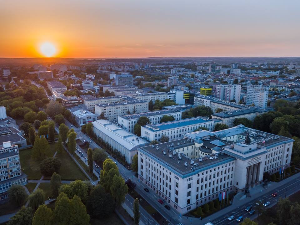 AGH otrzyma 34 mln zł na projekty podnoszące poziom kształcenia
