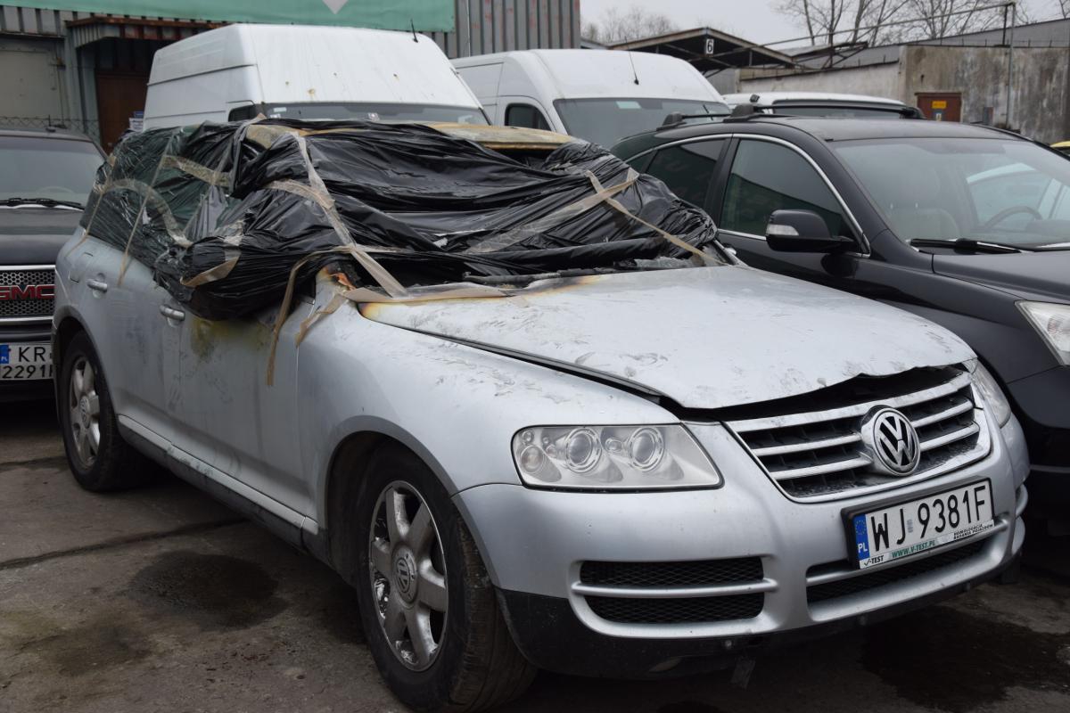 Kraków: ukradli biżuterię wartą 2 miliony złotych. Policja prosi o pomoc [ZDJĘCIA]